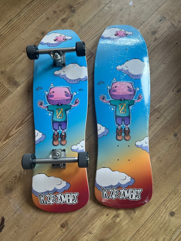 Hell-Escaping Zombie Cruiser Skateboard