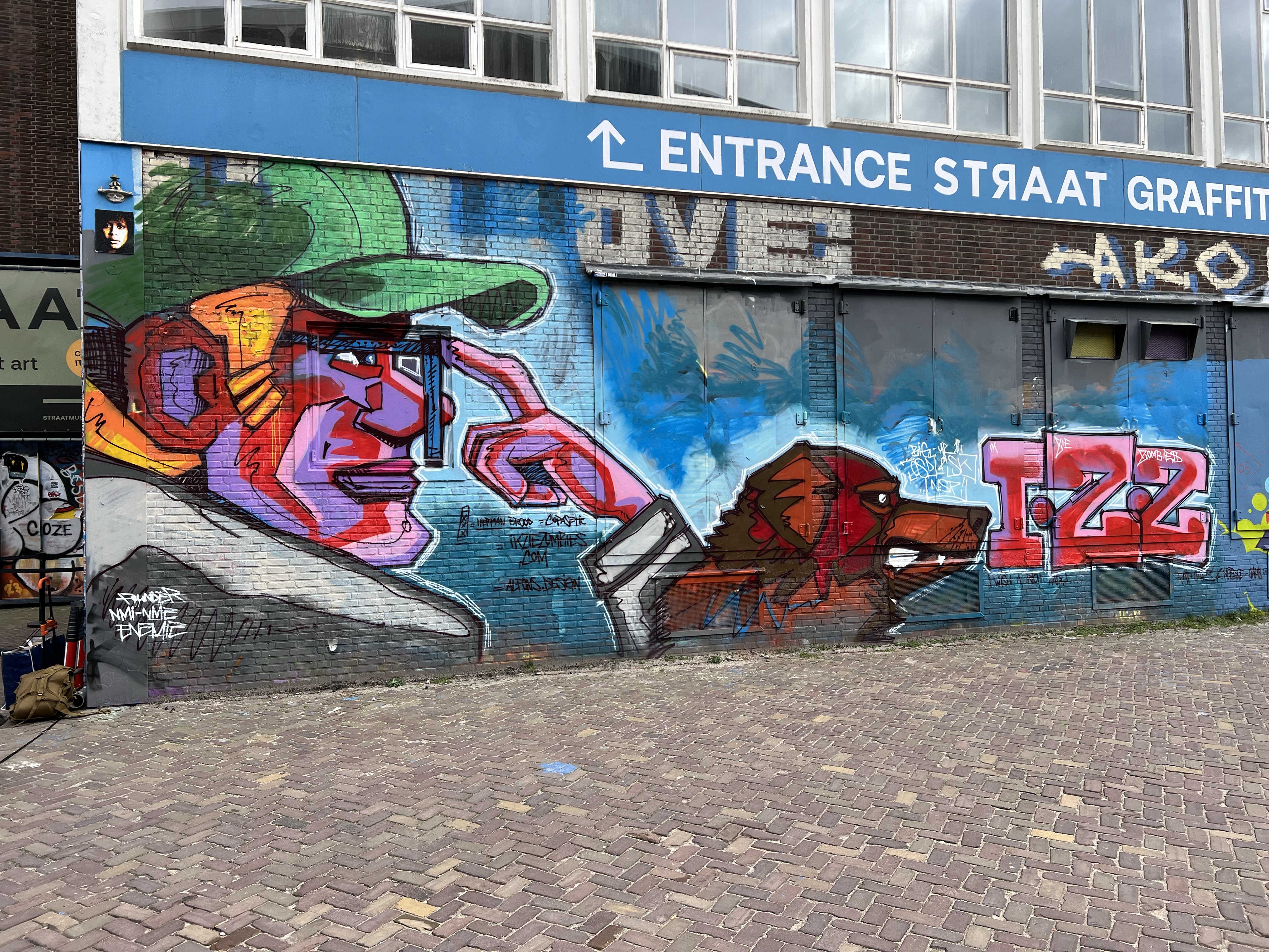 Exploring Amsterdam’s Graffiti Culture: From Damage Approach to the Rise of STRAAT Museum